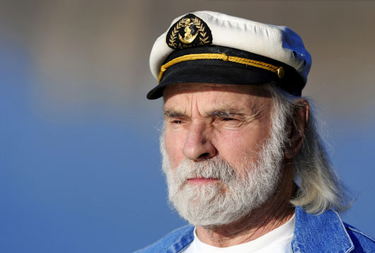 [Image: sea-captain-530.jpg]